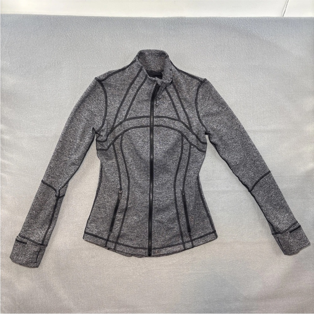 Lululemon Define Jacket Womens 6 Gray Logo Mock Neck Full Zip Yoga Workout